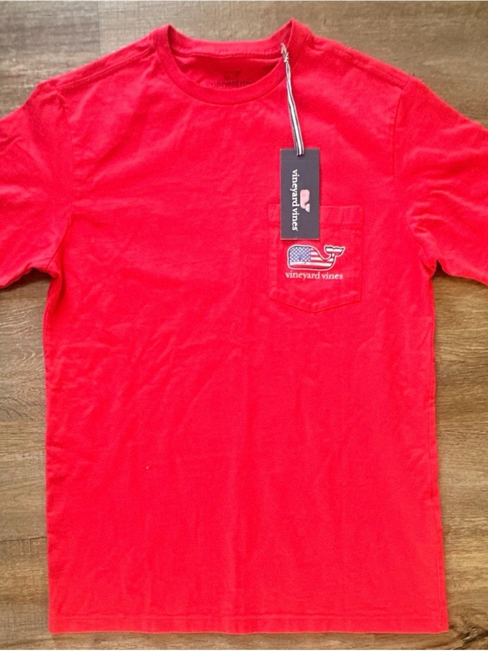 Vineyard Vines Men's Bright Red Pocket Tee with Whale Logo
